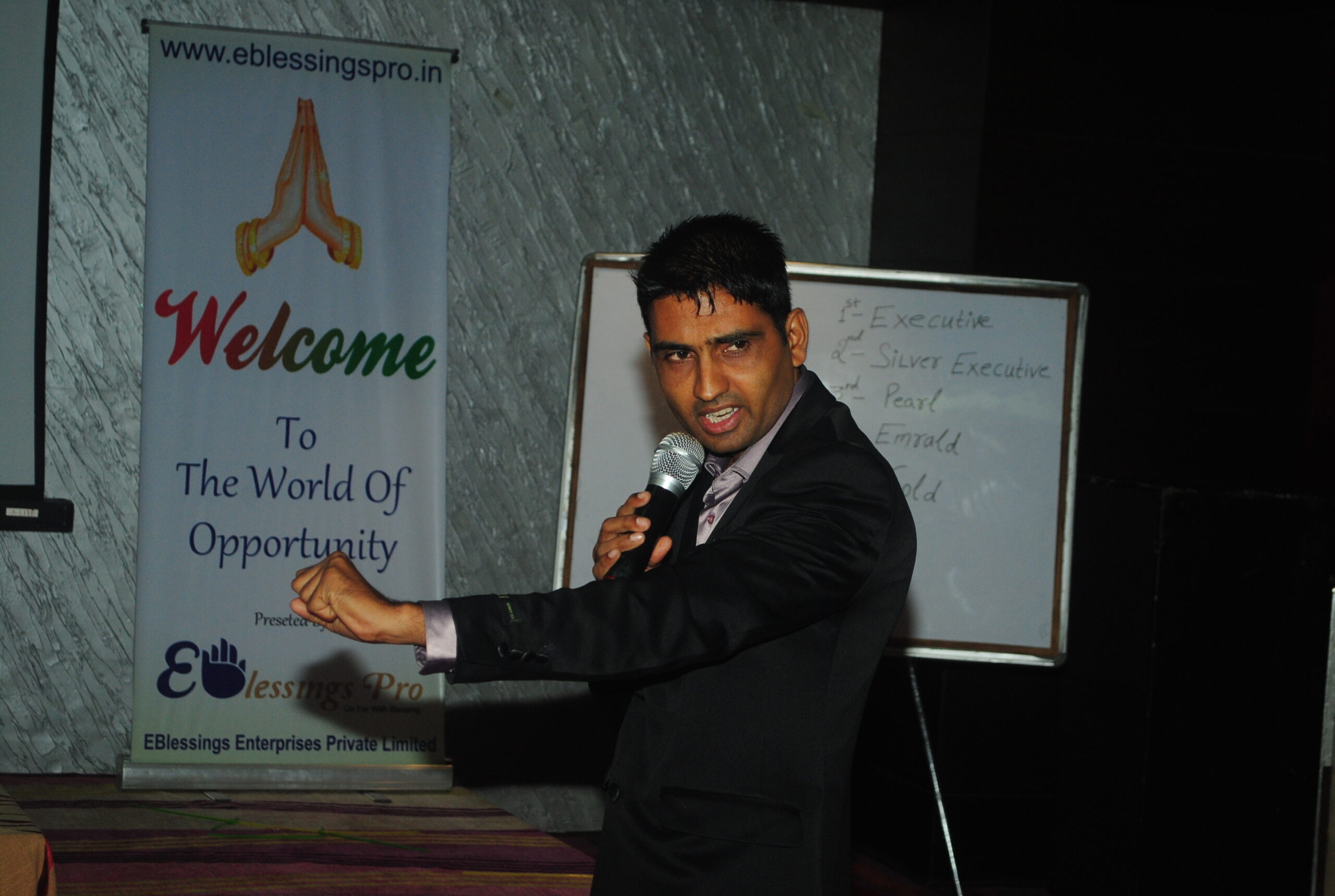 Eblessing pro -1