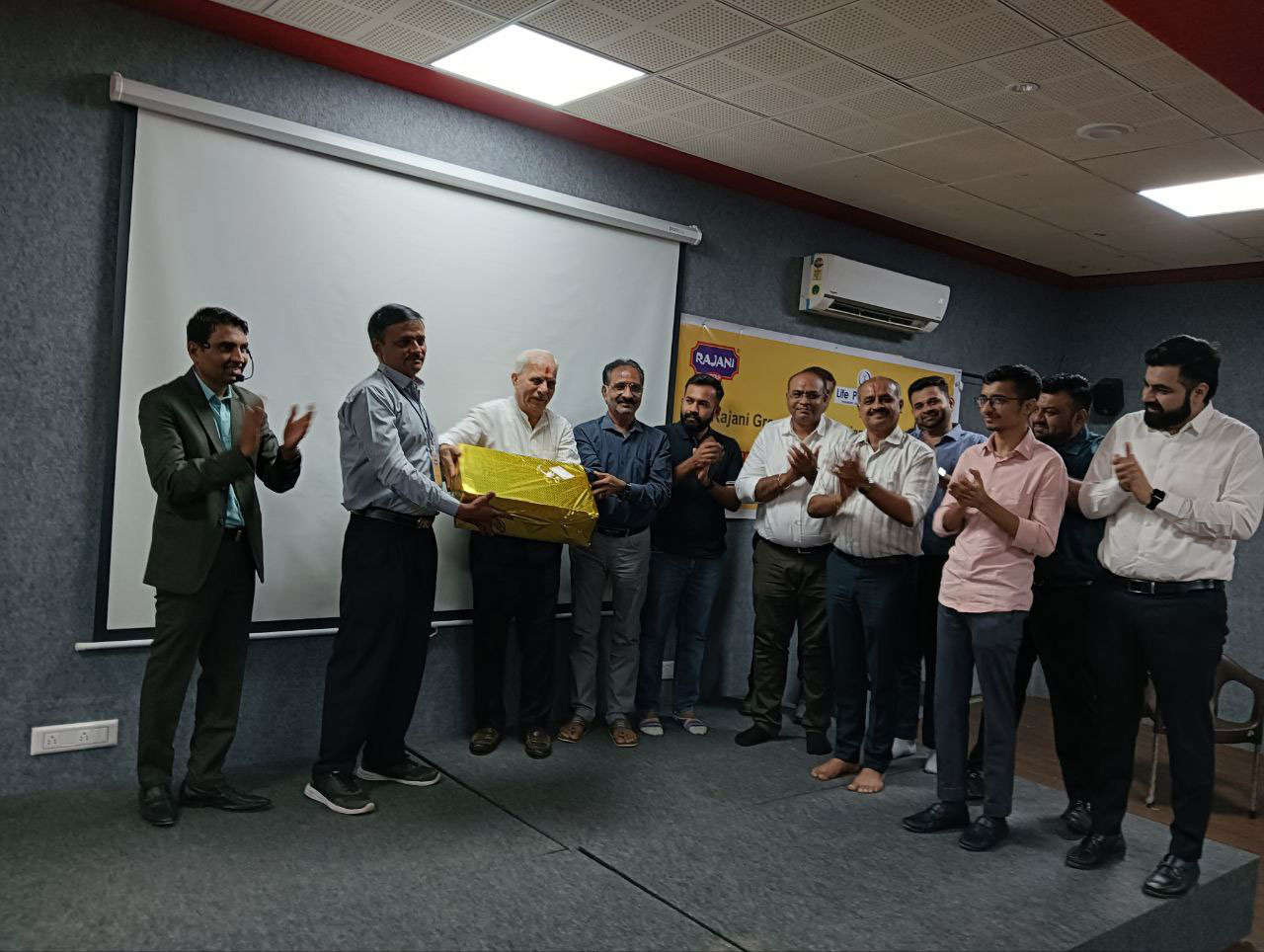 photo_2025-02-16_17-00-18-(4)